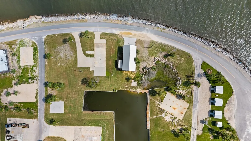 758 MAIN STREET Horseshoe Beach, FL 32648