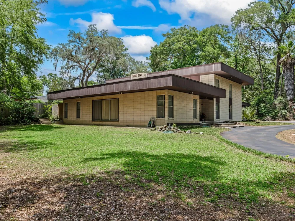 2510 NW 30TH TERRACE Gainesville, FL 32605