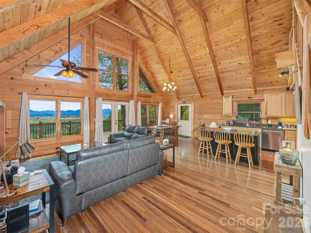 483 Birdie Lane Bakersville, NC 28705