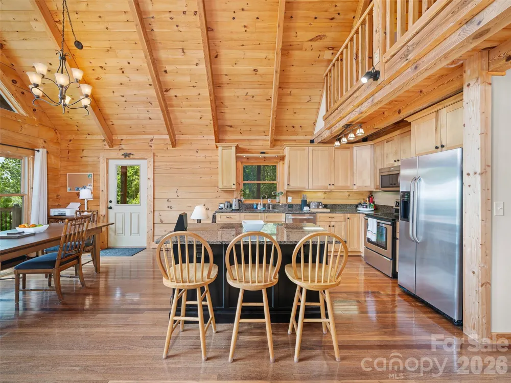 483 Birdie Lane Bakersville, NC 28705