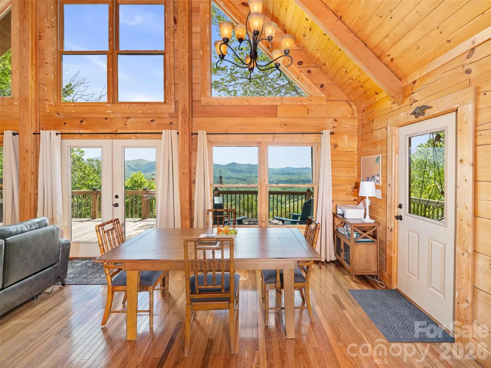 483 Birdie Lane Bakersville, NC 28705