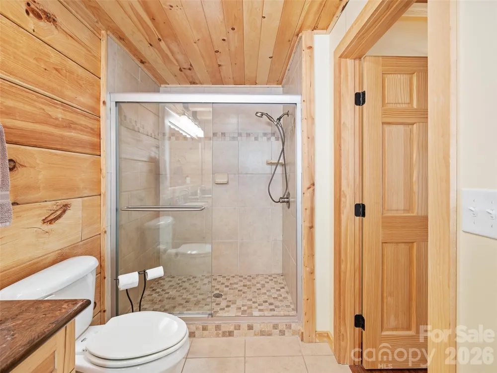 483 Birdie Lane Bakersville, NC 28705