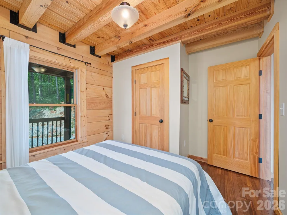 483 Birdie Lane Bakersville, NC 28705