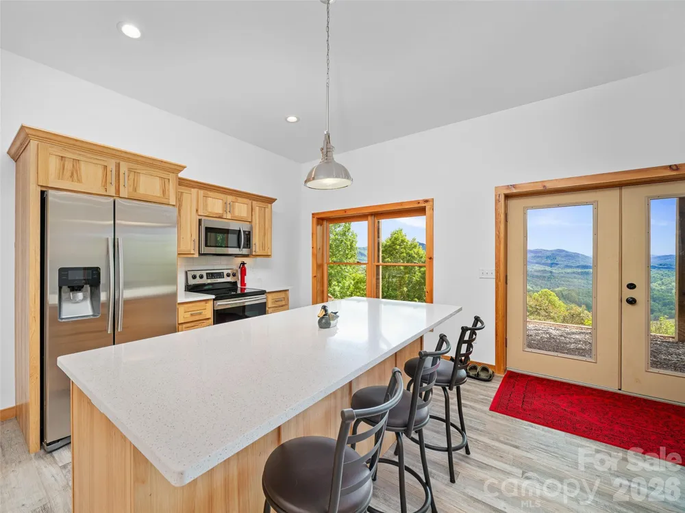 483 Birdie Lane Bakersville, NC 28705