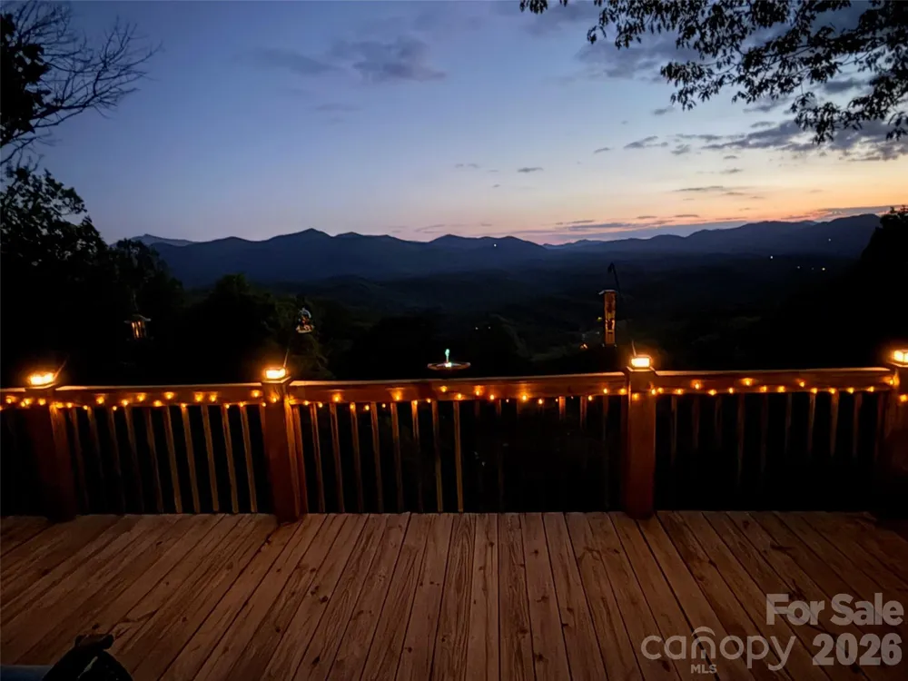 483 Birdie Lane Bakersville, NC 28705