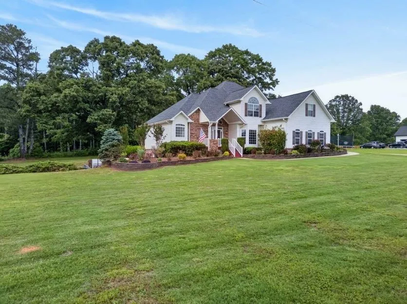 15 Fast Lane Ranburne, AL 36273