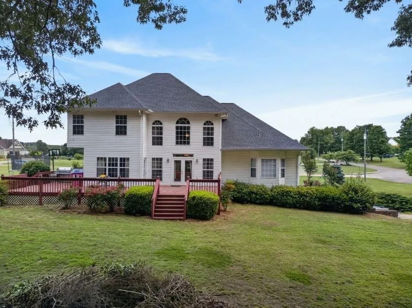 15 Fast Lane Ranburne, AL 36273