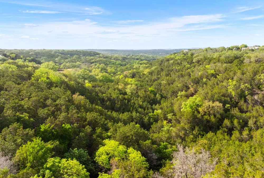525 Soda Creek Road Spicewood, TX 78669