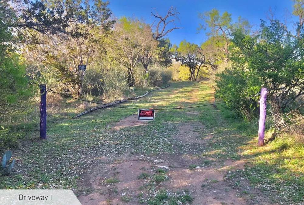 525 Soda Creek Road Spicewood, TX 78669