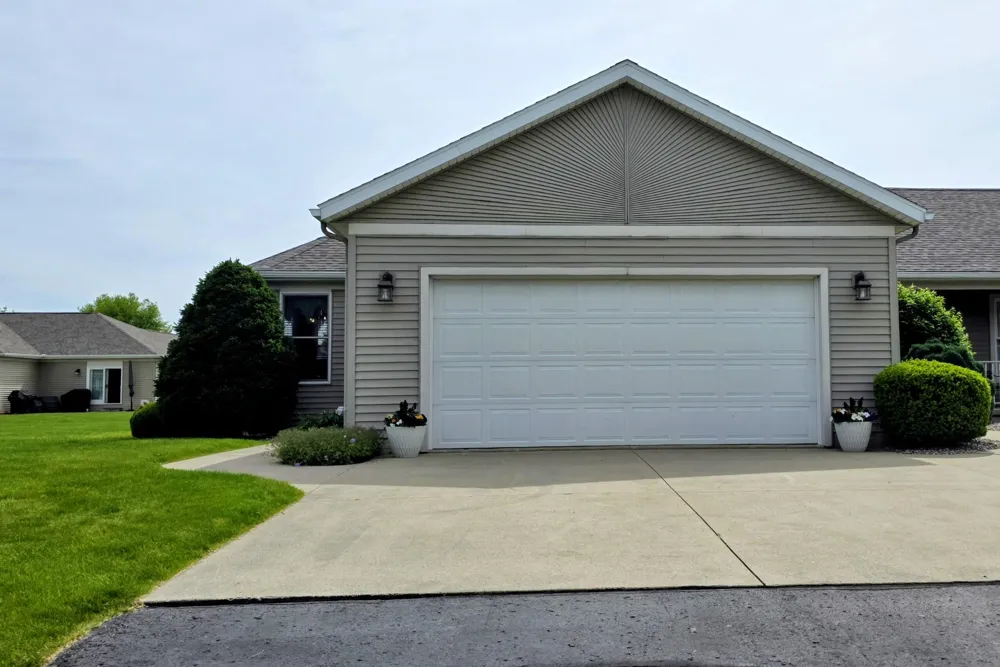 66 Oakwood Drive #22 Coldwater City, MI 49036