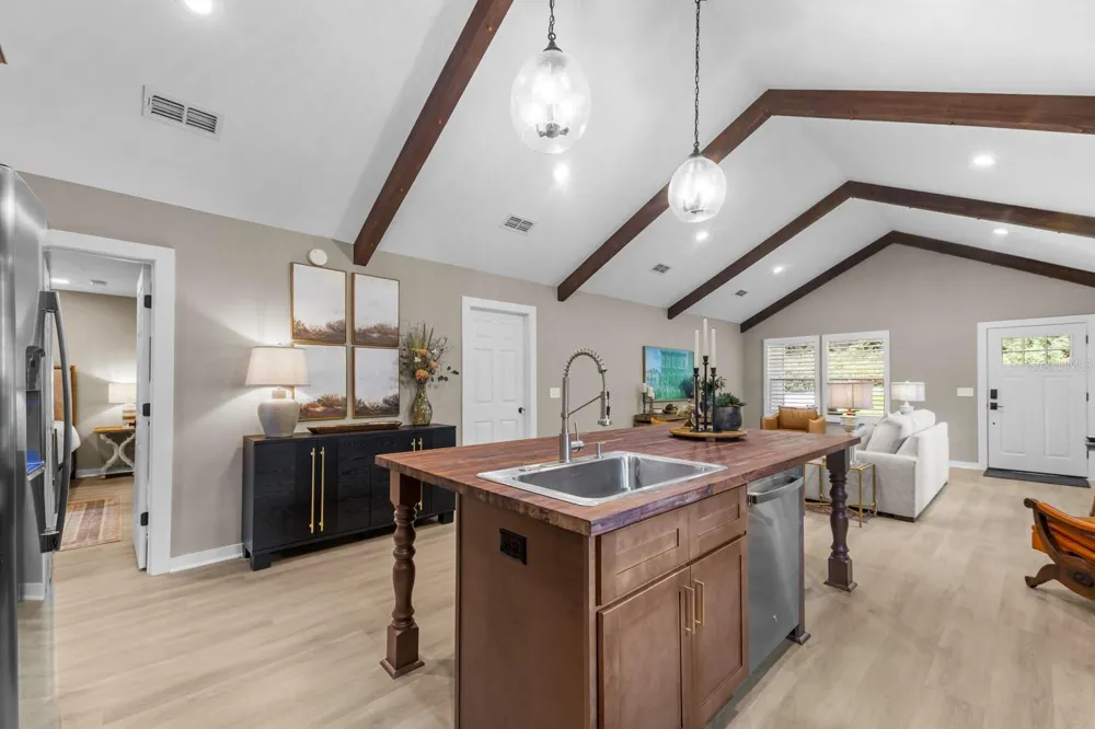 618 STEWART STREET Quincy, FL 32351