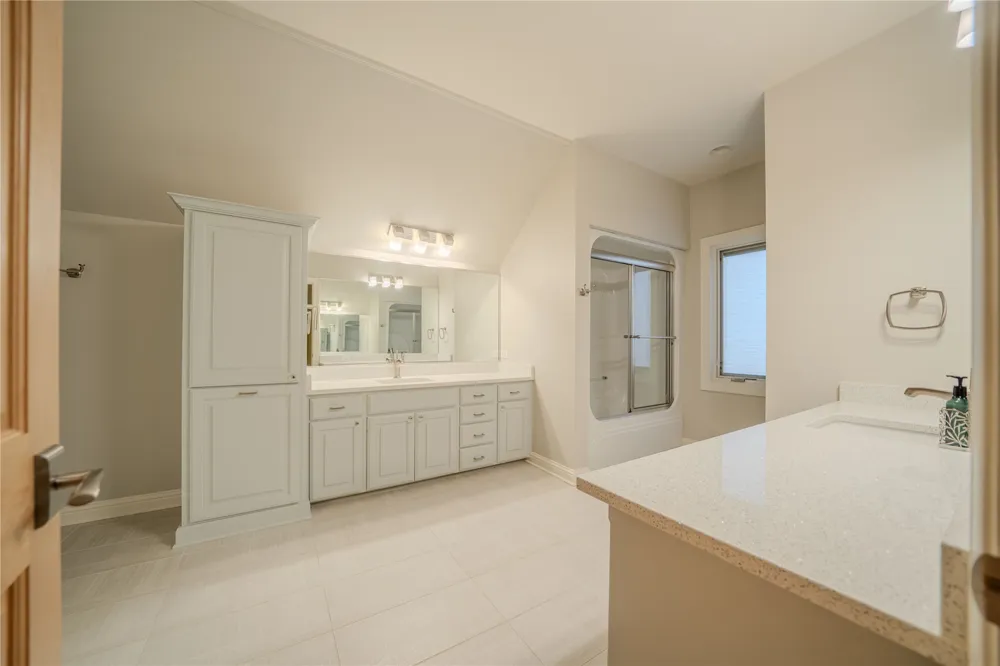 3 Lakeside Longview, TX 75604