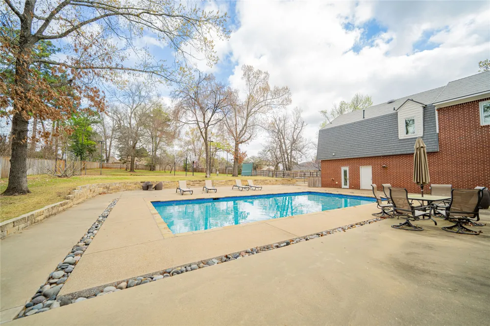 3 Lakeside Longview, TX 75604