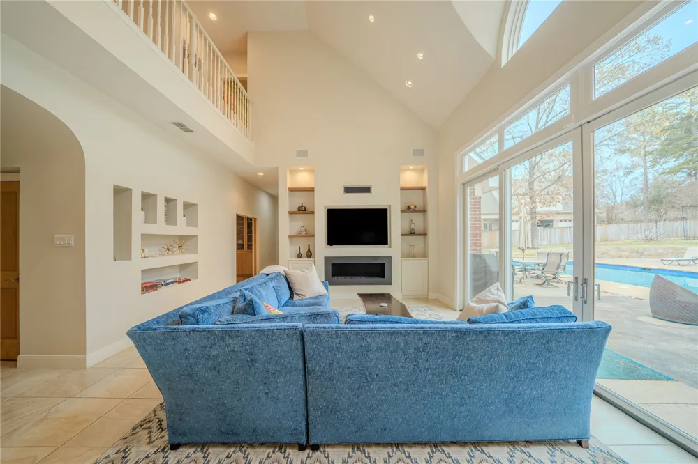 3 Lakeside Longview, TX 75604