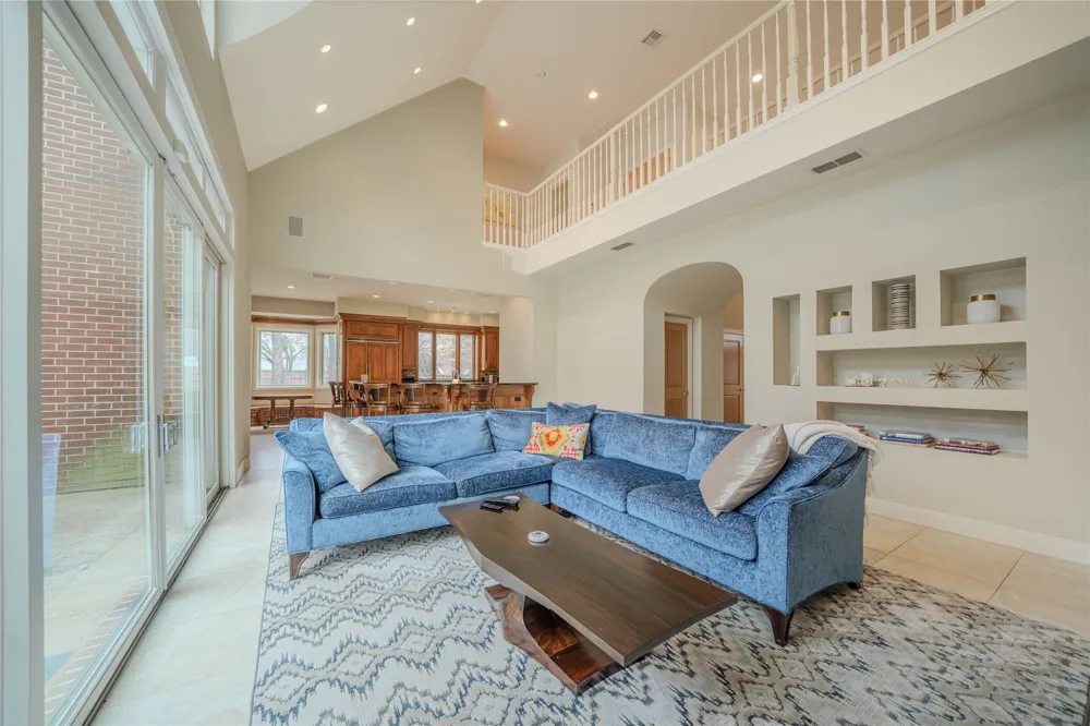 3 Lakeside Longview, TX 75604