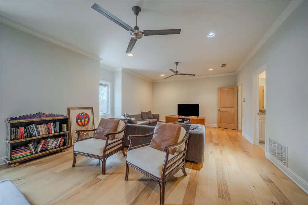 3 Lakeside Longview, TX 75604