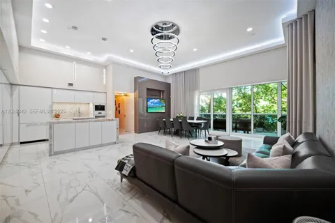 1800 S Ocean Dr #310
