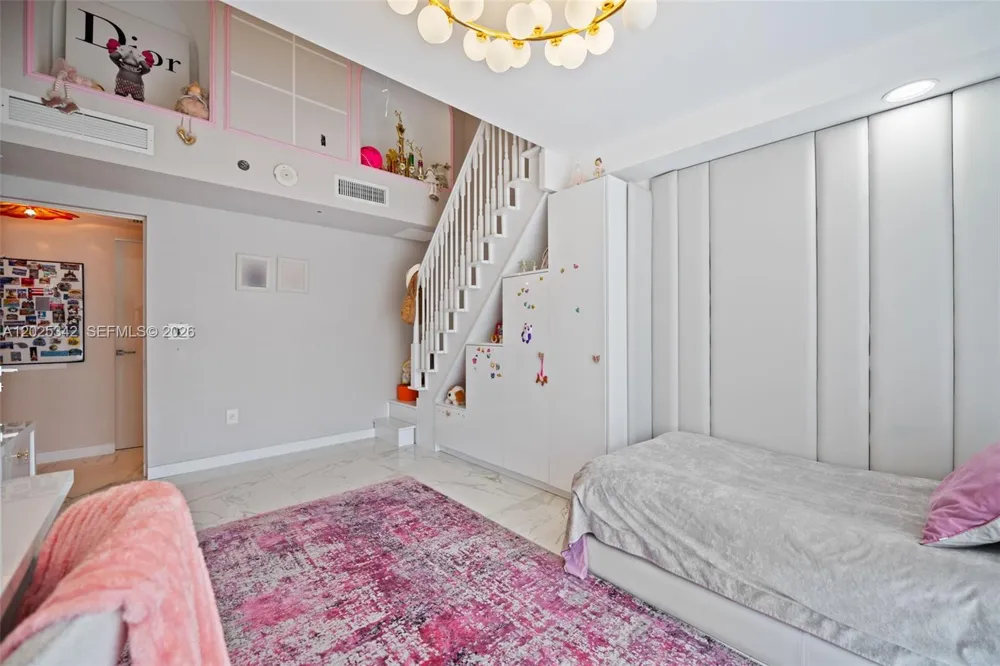 1800 S Ocean Dr #310 Hallandale Beach, FL 33009