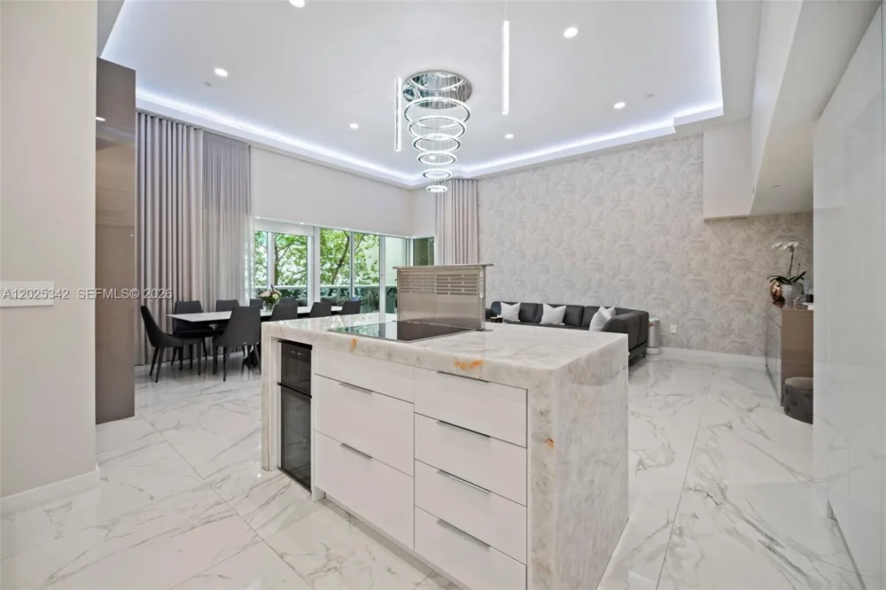 1800 S Ocean Dr #310 Hallandale Beach, FL 33009