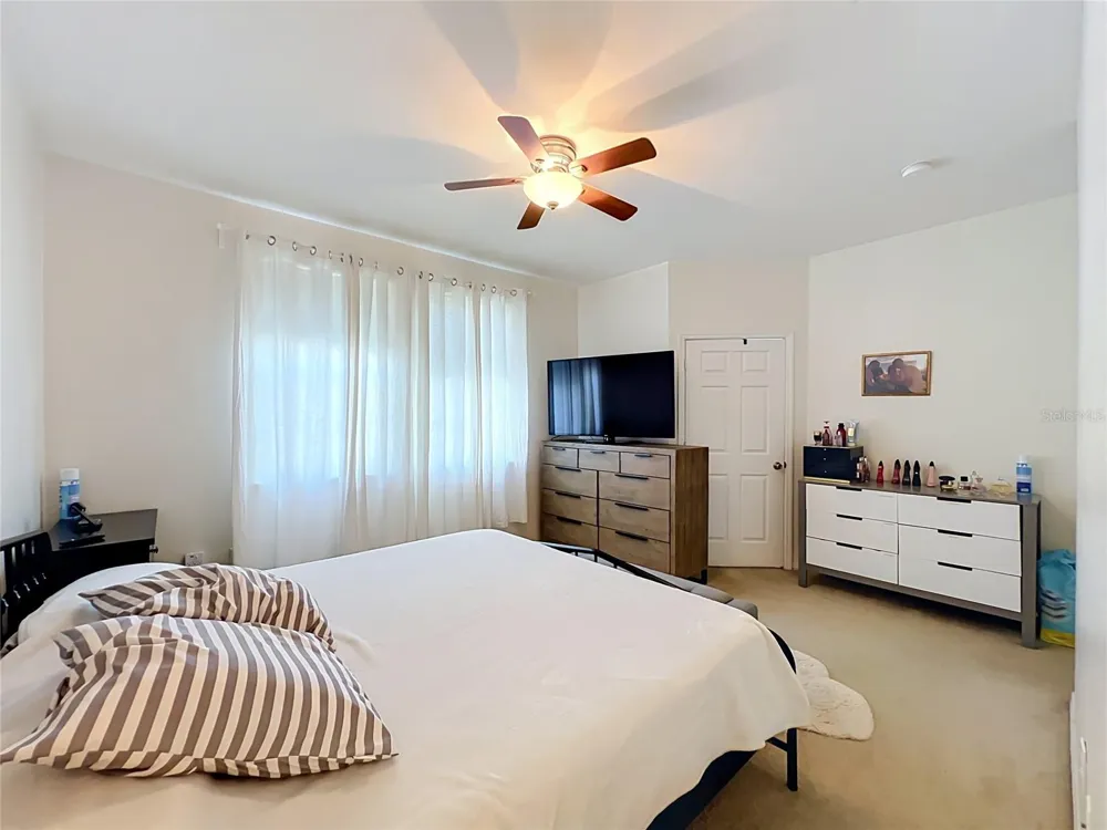 6624 TIME SQUARE AVENUE #104 Orlando, FL 32835