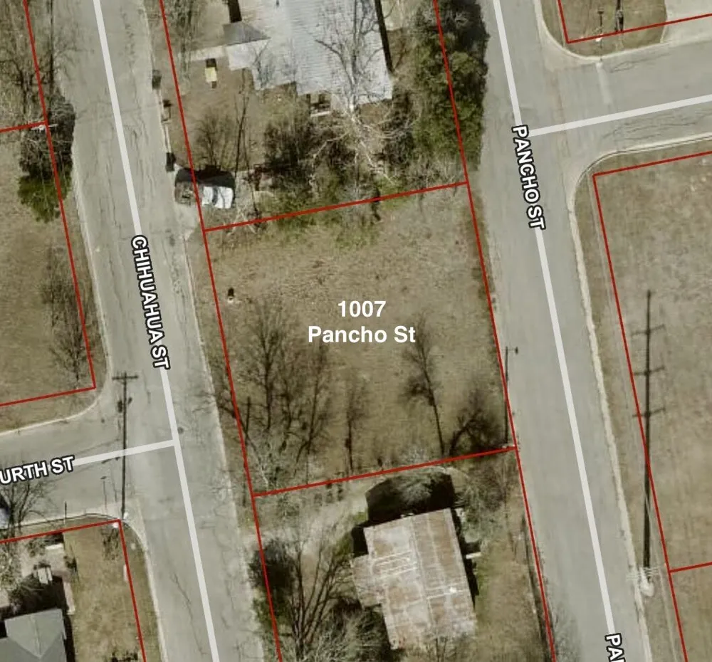 1007 Pancho Street Lockhart, TX 78644
