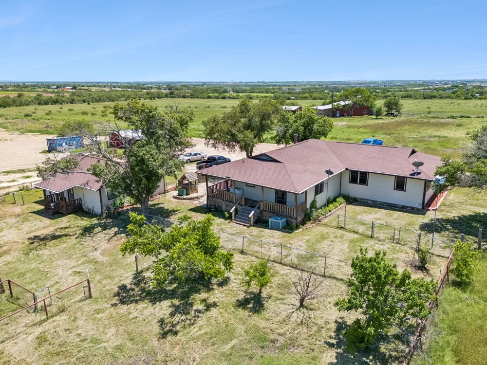 6580 Pfeil Road Schertz, TX 78154