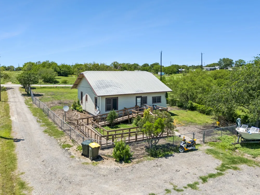 6580 Pfeil Road Schertz, TX 78154