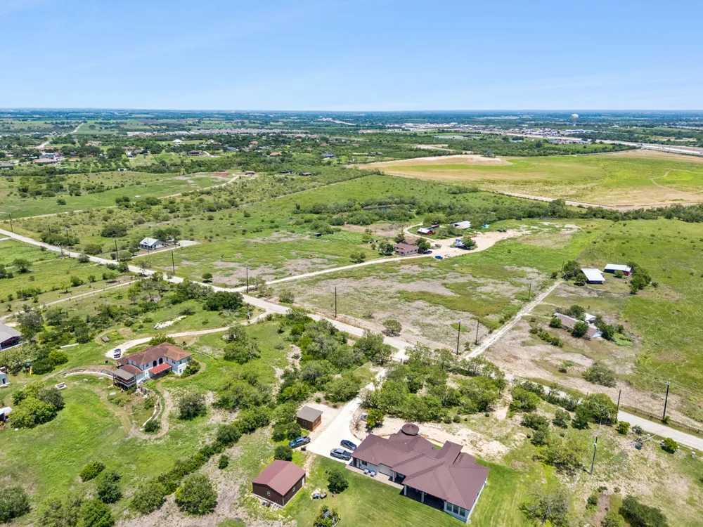 6580 Pfeil Road Schertz, TX 78154