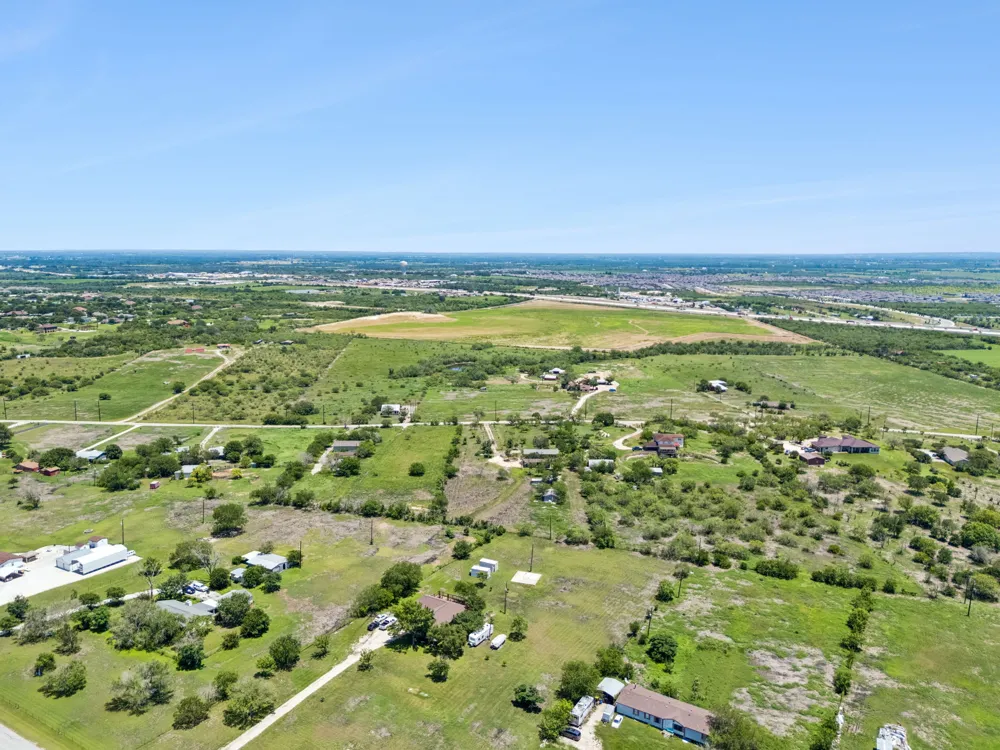 6580 Pfeil Road Schertz, TX 78154