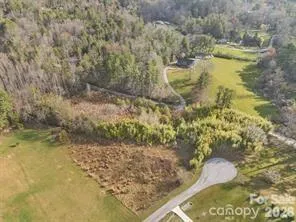 425 Nelson Valley Lane Hendersonville, NC 28739