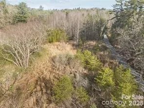 425 Nelson Valley Lane Hendersonville, NC 28739