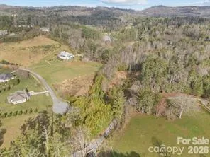 425 Nelson Valley Lane Hendersonville, NC 28739