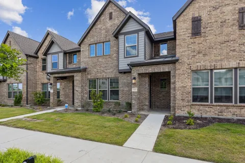 1952 Sweetwater Lane