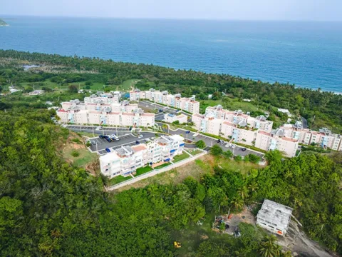 COND. VILLAS DEL FARO 5015 PUNTA TUNA ST. #406