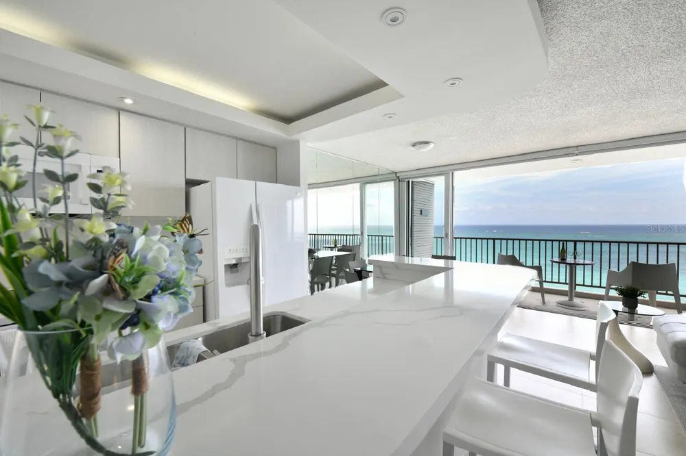 4745 ISLA VERDE AVENUE #17G Carolina, PR 00979
