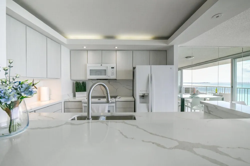 4745 ISLA VERDE AVENUE #17G Carolina, PR 00979