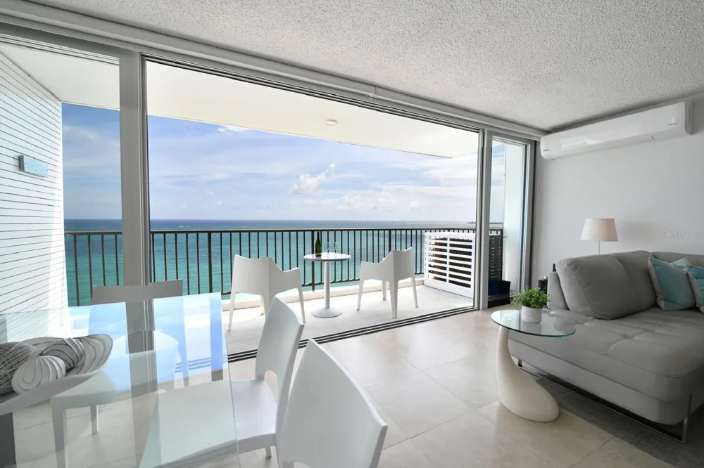4745 ISLA VERDE AVENUE #17G Carolina, PR 00979