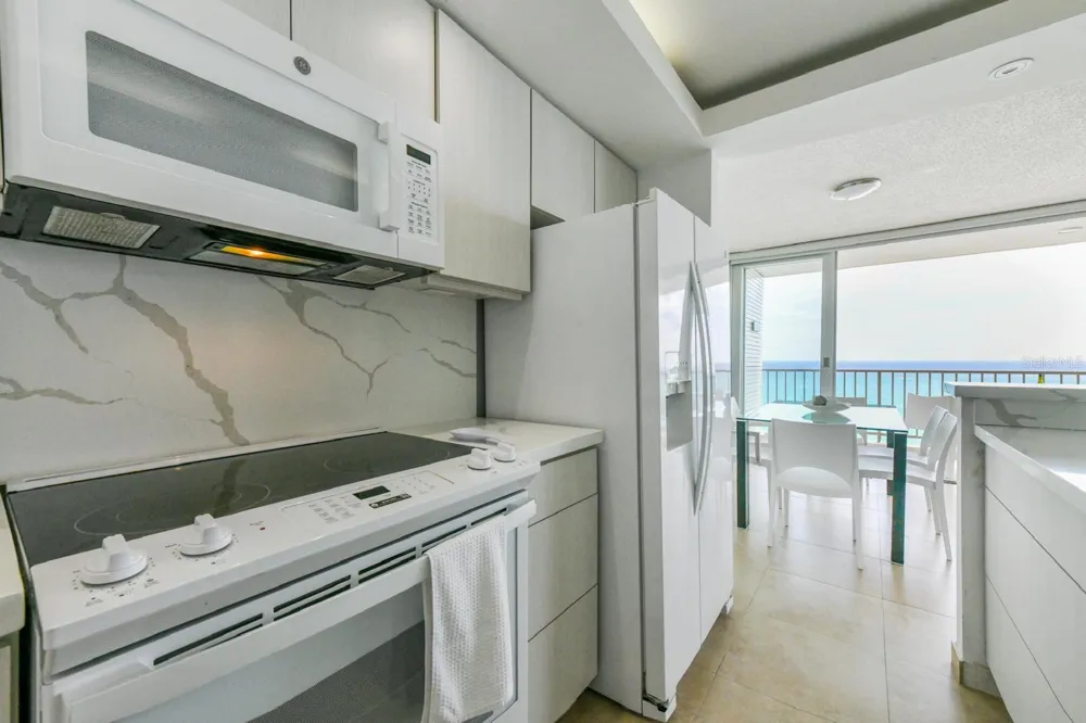 4745 ISLA VERDE AVENUE #17G Carolina, PR 00979