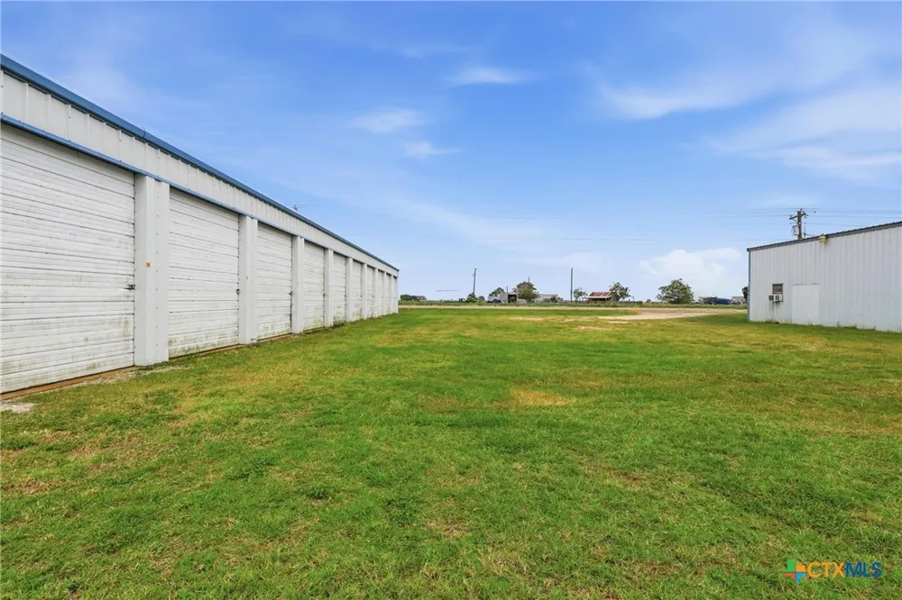 5633 Hwy 238 Port Lavaca, TX 77979