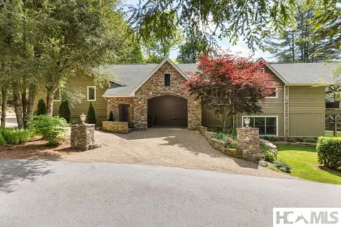 49 Blackberry Lane