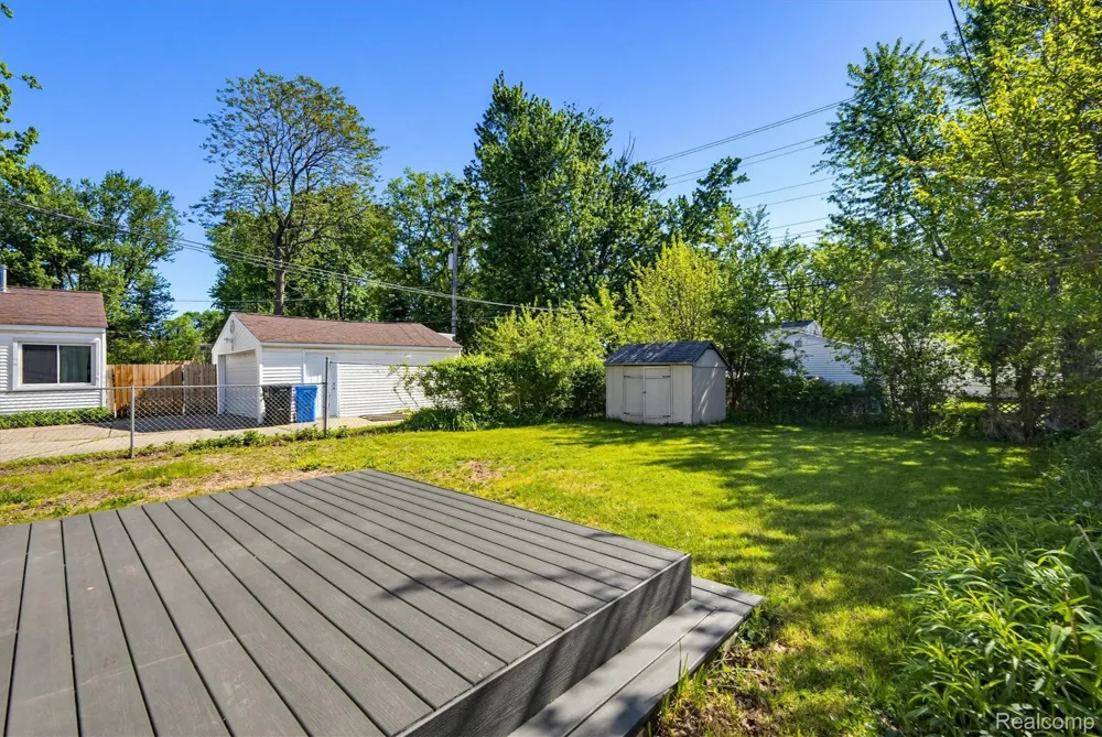 27320 Hampden Street Madison Heights City, MI 48071