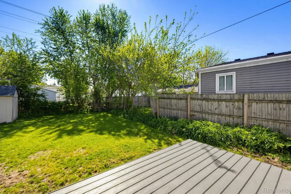 27320 Hampden Street Madison Heights City, MI 48071