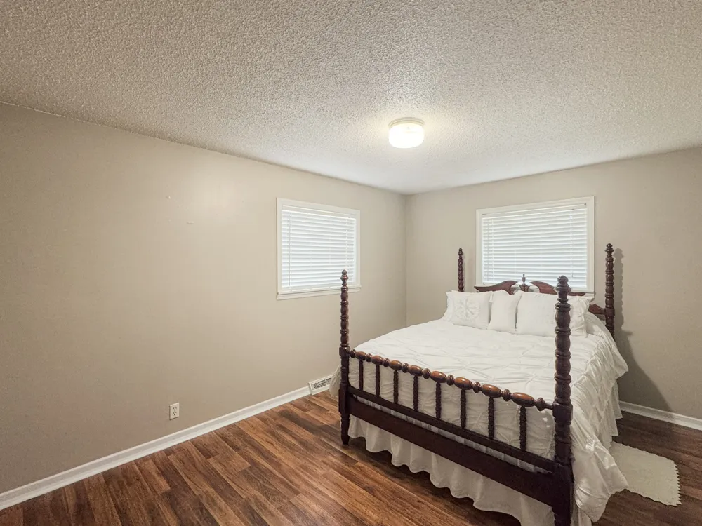 1406 Ellington Dr Lafayette, TN 37083