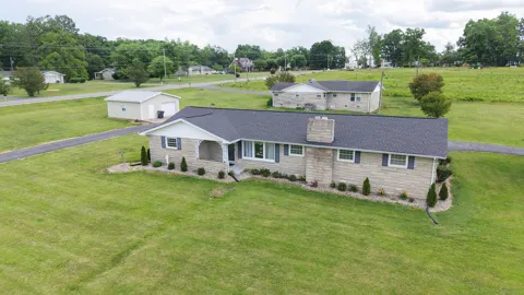 1406 Ellington Dr