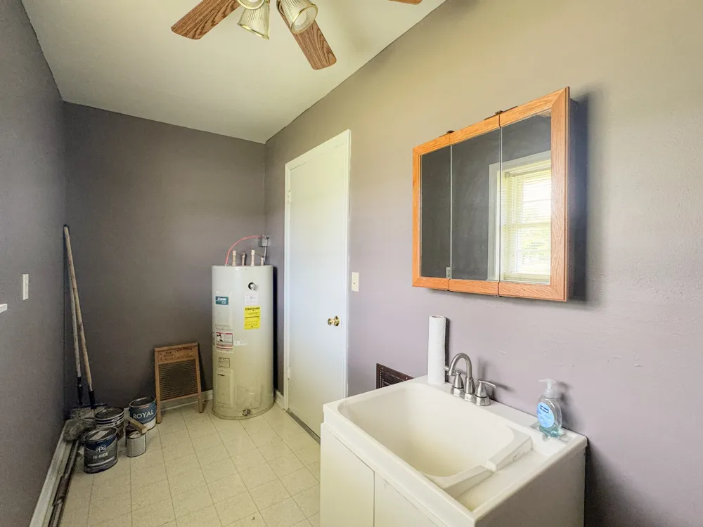 1406 Ellington Dr Lafayette, TN 37083