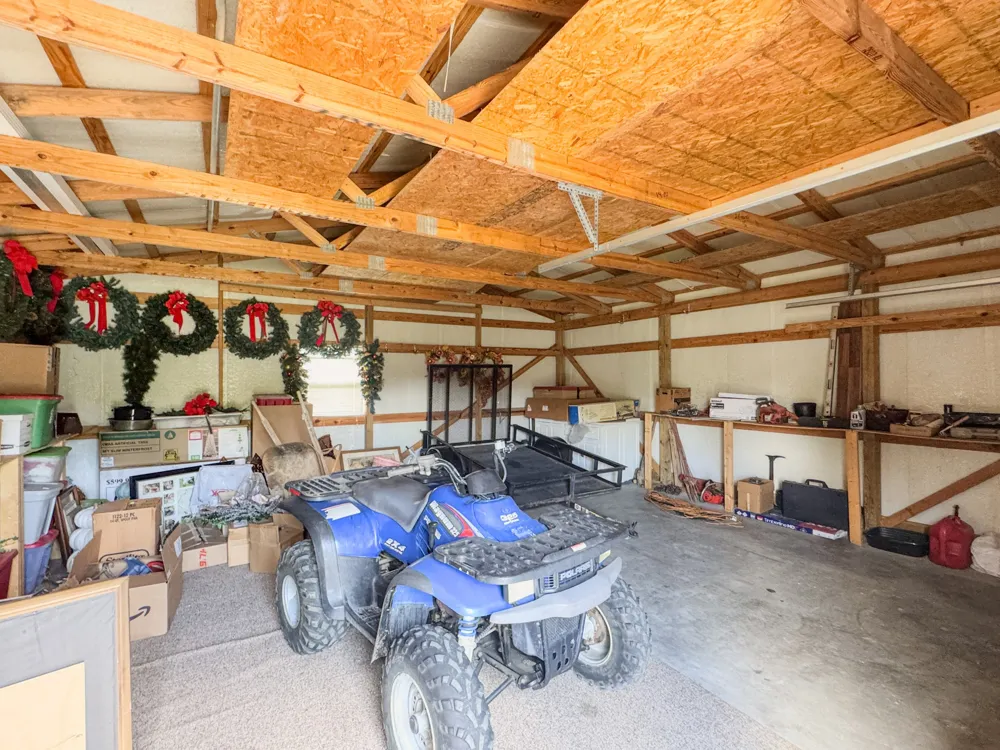 1406 Ellington Dr Lafayette, TN 37083