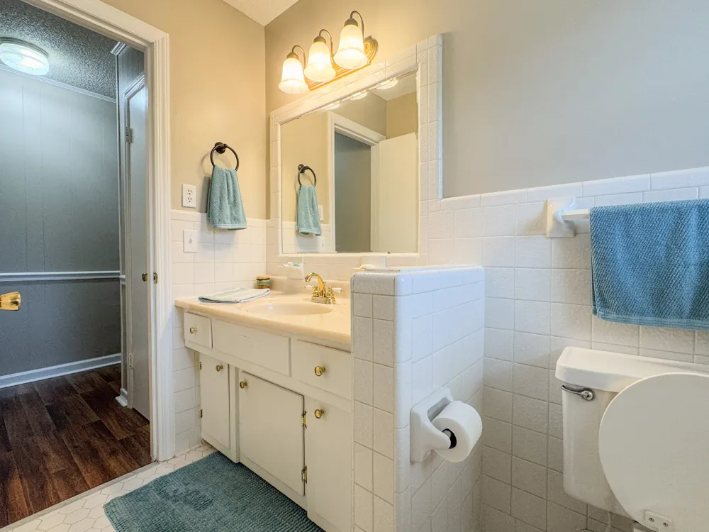 1406 Ellington Dr Lafayette, TN 37083