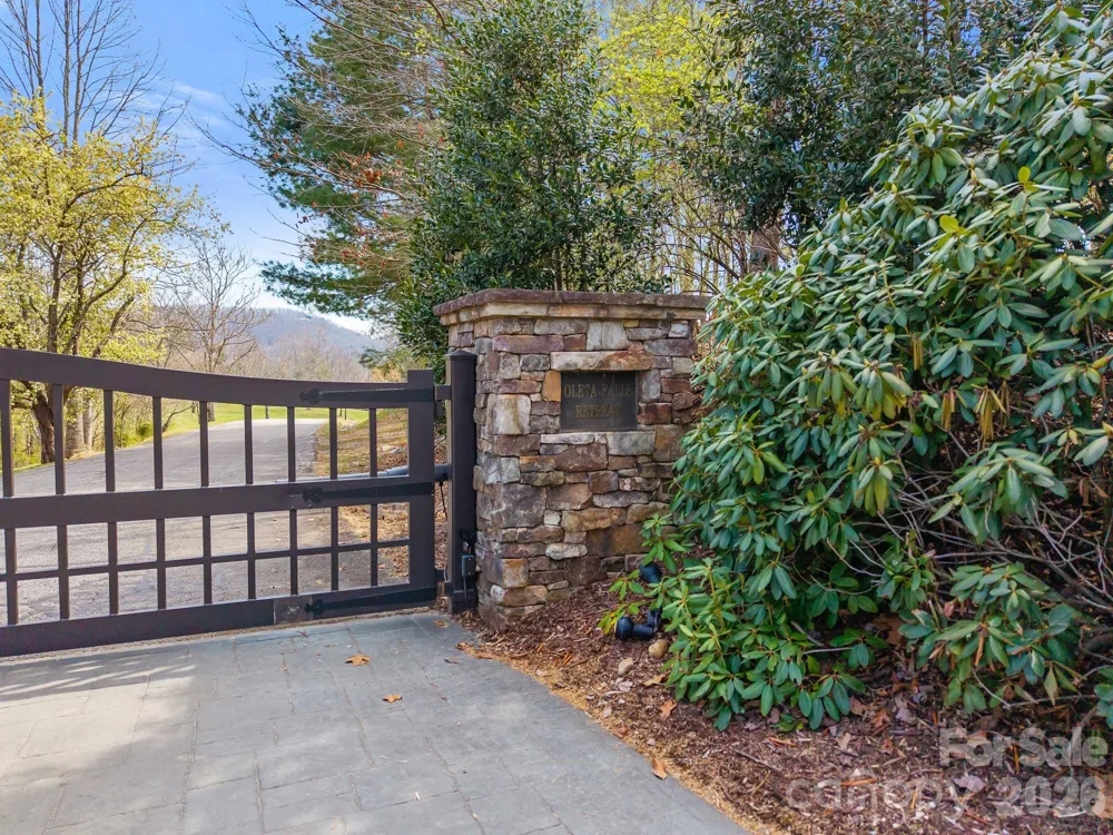 1034 Oleta Mill Trail #49 Hendersonville, NC 28792