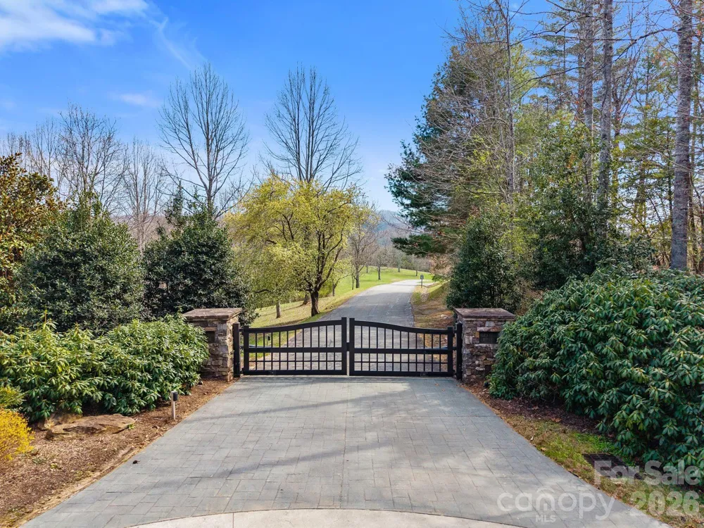 1034 Oleta Mill Trail #49 Hendersonville, NC 28792