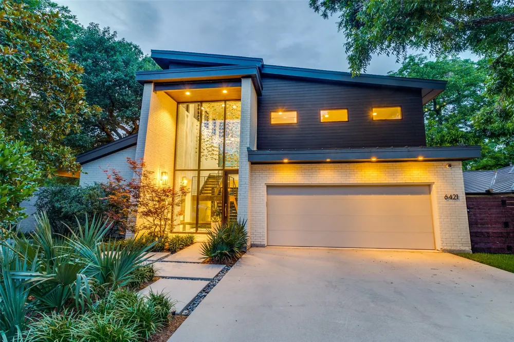 6421 Blanch Circle